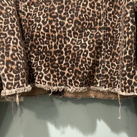 Free People Cheetah Print Denim Jacket Size M - Picture 13 of 13